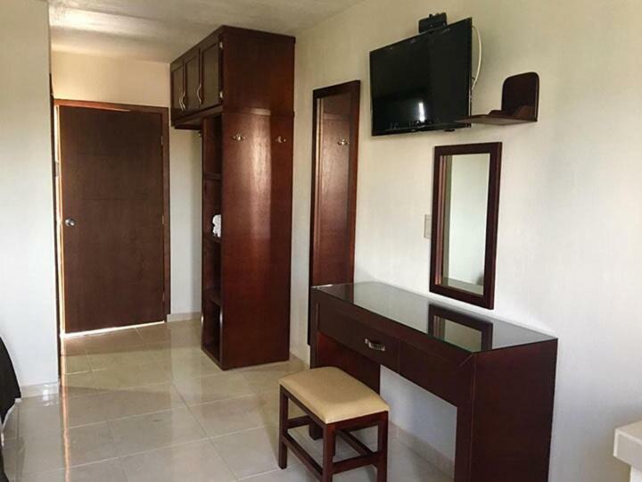 Hotel Acuario En Ocotlan Экстерьер фото
